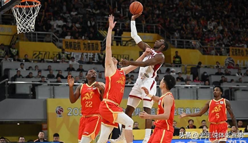 广厦靠外援取胜!6人表现优秀,3人及格,2人拖后腿,国手全场低迷,国家队选拔需慎重 广厦靠外援取胜!6人表现优秀,3人及格,2人拖后腿,国手全场低迷,国家队选拔需慎重